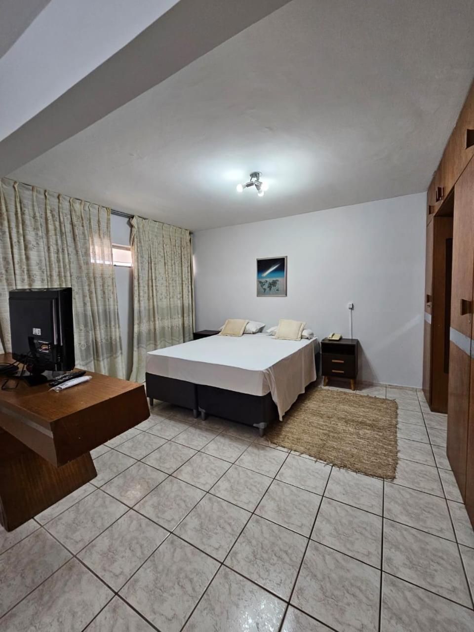 Ika Apart Hotel Бразилиа Экстерьер фото